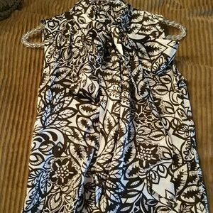 CAbi Brown and White Floral Top W 🐈 Bow 🎀